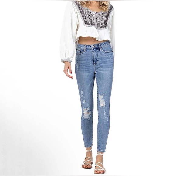 NWT Judy Blue High Waist Control Top Skinny Distressed Stretch Denim Jeans - Picture 1 of 8